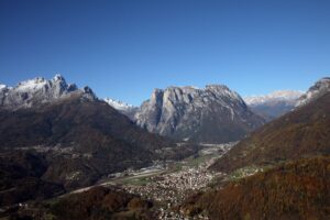Belluno ospiterà la Giornata internazionale della montagna 2025 dedicata a ghiacciai, acqua e Olimpiadi
