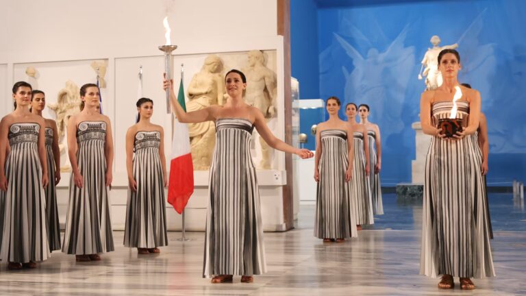 Accesa la Fiamma olimpica