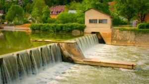 Mini-idroelettrico, il divario alpino