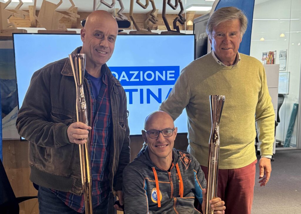 Due torce paralimpiche donate da Fondazione Cortina