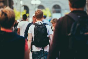 La crescita delle imprese dipende dalla capacità di attrarre giovani