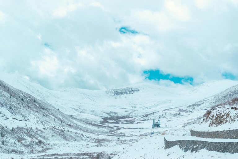 Decarbonizzare la montagna è possibile. Dall’Europa una serie di progetti innovativi