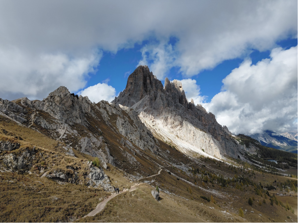 La morale di Fedro scritta nel fango del Giau
